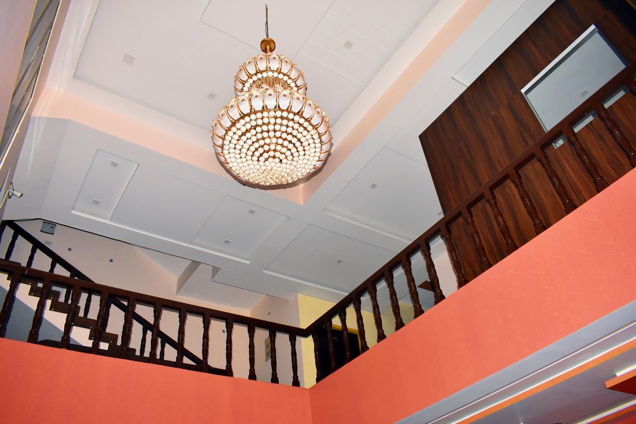 Hotel Triveni Balangir Bagian luar foto